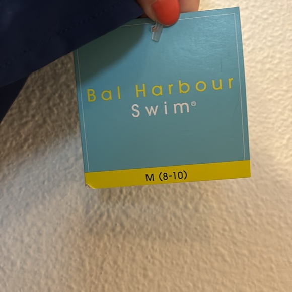 NWT Bal Harbour swim shorts size medium - Picture 3 of 5